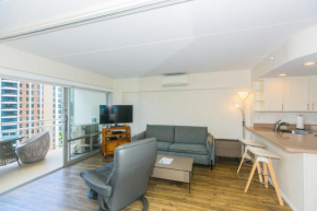 Ilikai Tower 1340 Lagoon View 1BR